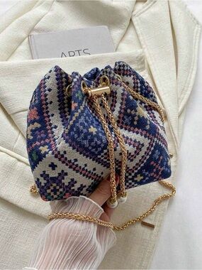Woven Boho Drawstring Bucket Bag - Navy Pattern
